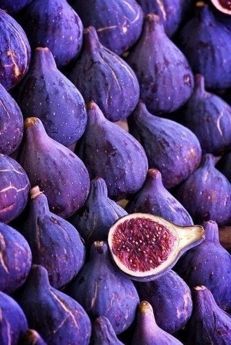 Photo:  Figs violet